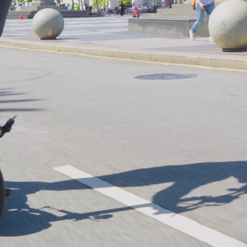 Load and play video in Gallery viewer, RS6 ULTRA Electric Scooter

